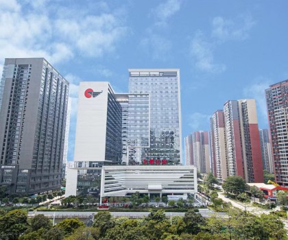 东鹏控股捐赠500万物资驰援甘肃、青?？拐鹁仍? title=