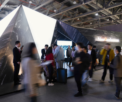 广州设计周完美收官！新明珠岩板x梁礎夫，共探高端岩板发展新纪元