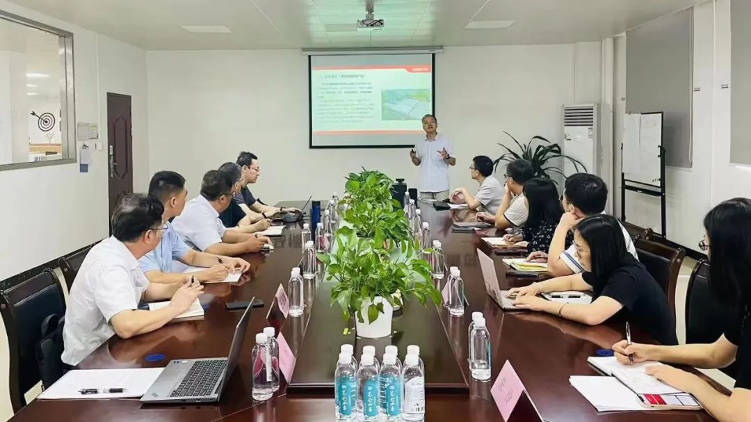 助力实现双碳目标｜建材行业碳排放解剖“麻雀”课题组赴东鹏基地调研3.jpg