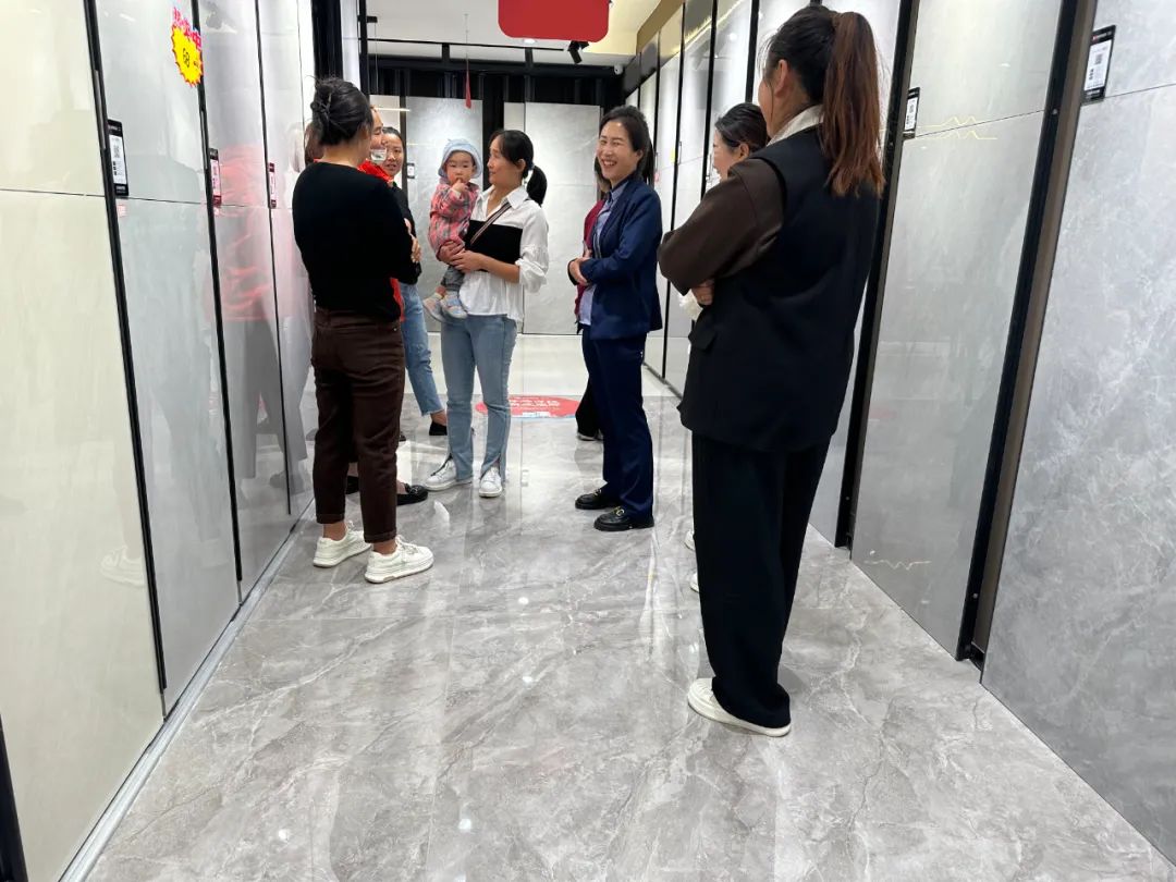 狮王瓷砖万人火花节全国巡回赛枣庄站火爆全城4.jpg